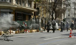 A AthĂšnes, les Grecs crient leur "rage immense" aprĂšs la catastrophe ferroviaire