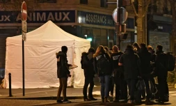 Homme tué par balles par la police à Paris: deux policiers en garde à vue
