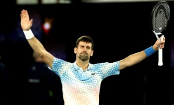 Open d'Australie: Novak Djokovic toujours gêné à la cuisse rejoint Tommy Paul en demi-finales
