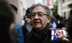 Le dirigeant de LFI et député Jean-Luc Mélenchon à Paris, le 1er décembre 2022 ( AFP / Christophe ARCHAMBAULT )