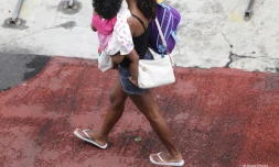 femme et enfant