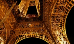 A Paris, les 20 ans de Nuit blanche qui quitte le cocon automnal en 2023