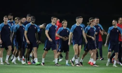 Mondial: Brésiliens et Argentins face aux Croates et Néerlandais pour une place en demie