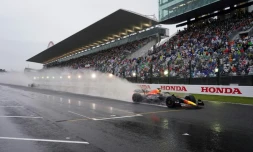 F1: Verstappen déclaré champion du monde dans la confusion au Japon