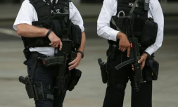 Des policiers à Londres le 4 août 2016 aprÚs l'attaque au couteau qui a fait un mort