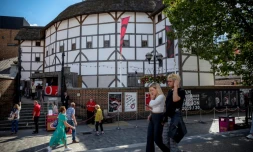 "Pas une femme": Jeanne d'Arc, icône non-binaire sur les planches à Londres