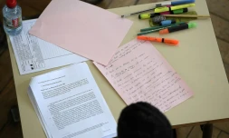 Coup d'envoi du bac pour 536.000 lycéens, sur fond de menaces de grÚves