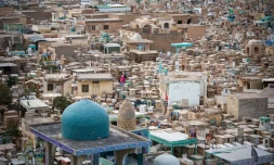 En Irak, un des plus grands cimetiĂšres du monde accueille les Ăąmes depuis 14 siĂšcles