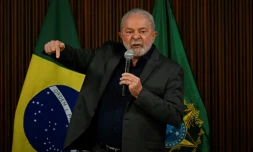 Brésil: Lula limoge le chef de l'armée juste avant son 1er voyage à l'étranger