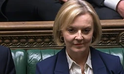 Après ses excuses, tout reste à faire pour Liz Truss