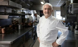 Guide Michelin: les chefs Guy Savoy et Christopher Coutanceau perdent leur 3e étoile