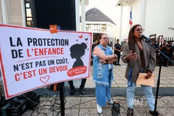 Mobilisation Tribunal Saint-Denis - EPA Parole de parents