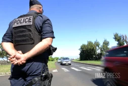 controle routier par la police nationale au Barachois