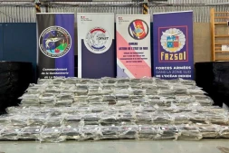 Trafics de stupéfiants : plus d'une tonne de cocaïne saisie au sud de La Réunion, plusieurs marins placés en détention provisoire