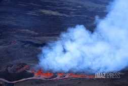 capture d'écran webcam de l'observatoire volcanologique)