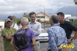 Nouvelle voie urbaine au Tampon : le président de la Casud à la rencontre des riverains