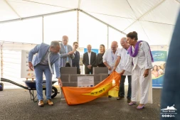 Région Réunion : pose de la première pierre du Bâtiment Femme Parent Enfant au CHU Nord
