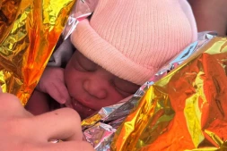 Saint-Benoît : une maman accouche au sein de la brigade de gendarmerie, aidée par les militaires