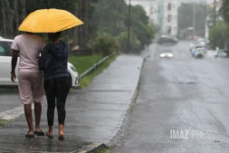 temps gris , nuageux , pluie 