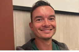 En randonnée en direction du Piton de La Fournaise, Cédric Volf est introuvable