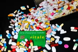 Maladies chroniques: trop de patients "décrochent" de leur traitement, alertent des experts 