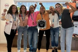 Saint-Paul : l’équipe féminine de padel sacrée championne aux inter-régionaux 2026