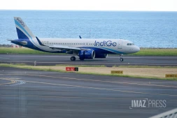 Aéroport Roland Garros atterrissage inaugural IndiGo