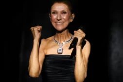 "Je vais bien": Céline Dion renaît sur scène après six ans d'absence