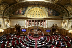 Le gouvernement entame lundi au Sénat une course parlementaire pour élargir cette semaine le corps électoral des provinciales en Nouvelle-Calédonie