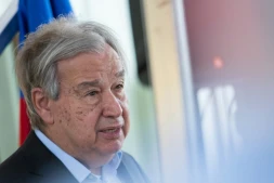 Le secrétaire général des Nations Unies, Antonio Guterres, au cours d'une conférence de presse à Petion-Ville, Haïti, le 16 juin 2026.