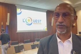 "Il faut se mettre au travail et apporter des réponses aux Possessionnais", estime Erick Fontaine