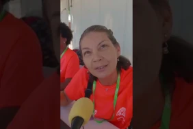 Grand Raid : Karine enregistre les dossiers pour autoriser la récupération du dossard