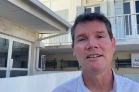 La Possession : démontage de l’autopont, axe de circulation fermé