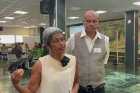 Hausse des carburants : Saint-Denis annonce une aide de 40 euros pour les travailleurs modestes