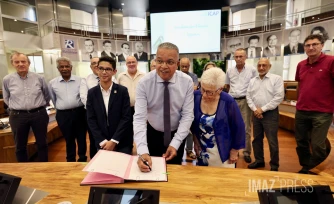 Signature Charte d'engagement de l'Institut Citoyen d'Apprentissage