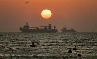 Vue sur le détroit d'Ormuz. ( AFP / FADEL SENNA )