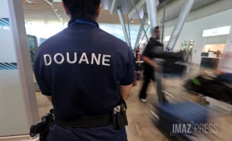Douane aéroport Roland Garros 