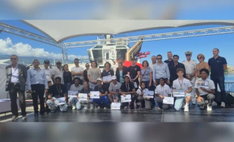 Journée de la mer : 15 jeunes Réunionnais récompensés par le Prix d’Excellence du Mérite maritime