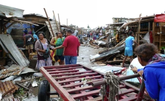 Cyclone à Madagascar : plus de 30 morts, Tamatave, la deuxième ville du pays "détruite à 80%"