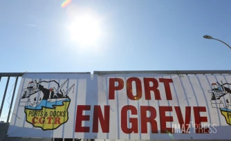 Grève au Port