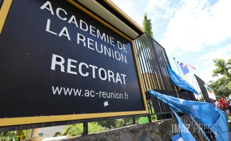 Saint-Denis - Manifestation devant le rectorat