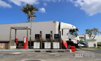 Station service poids lourd