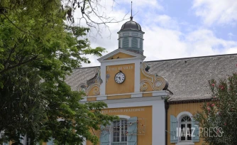 mairie de saint-pierre