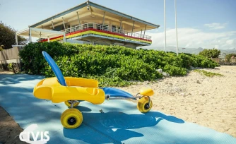 Civis : Handiplage, un dispositif qui facilite l'accès à la plage aux personnes à mobilité réduite [?]