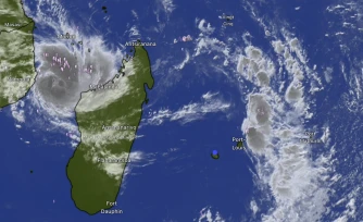 La tempête tropicale modérée Fytia à 1.475 km de La Réunion, devrait toucher Madagascar au stade de cyclone tropical