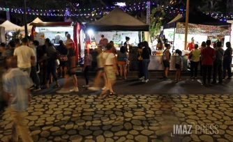 marché de nuit au Barachois