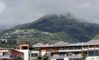 meteo temps nuageux photo verticale