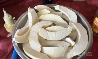 boulette fruit a pain a la morue