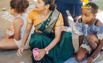 Saint-Denis : un kolam géant dans la cour de l'école Eudoxie Nonge pour Puthandu