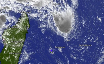 La dépression tropicale à 840 km de La Réunion, un passage au stade de cyclone envisagé à partir de lundi
